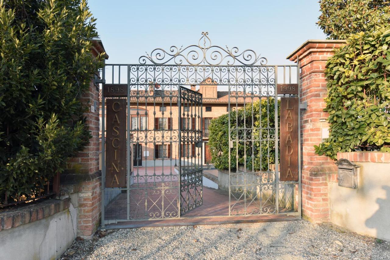 Cascina La Badia Bed & Breakfast Montegrosso dʼAsti Екстериор снимка