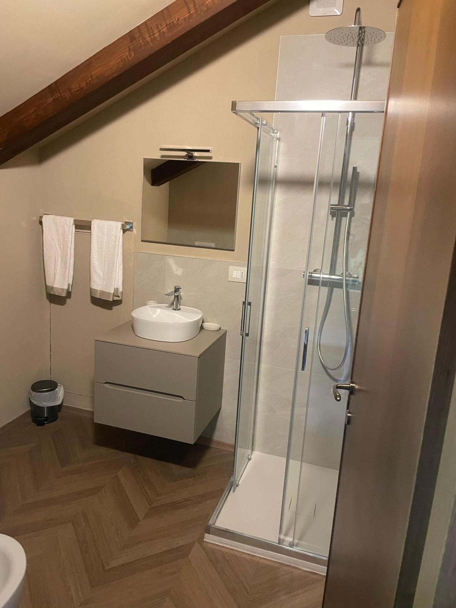Cascina La Badia Bed & Breakfast Montegrosso dʼAsti Екстериор снимка