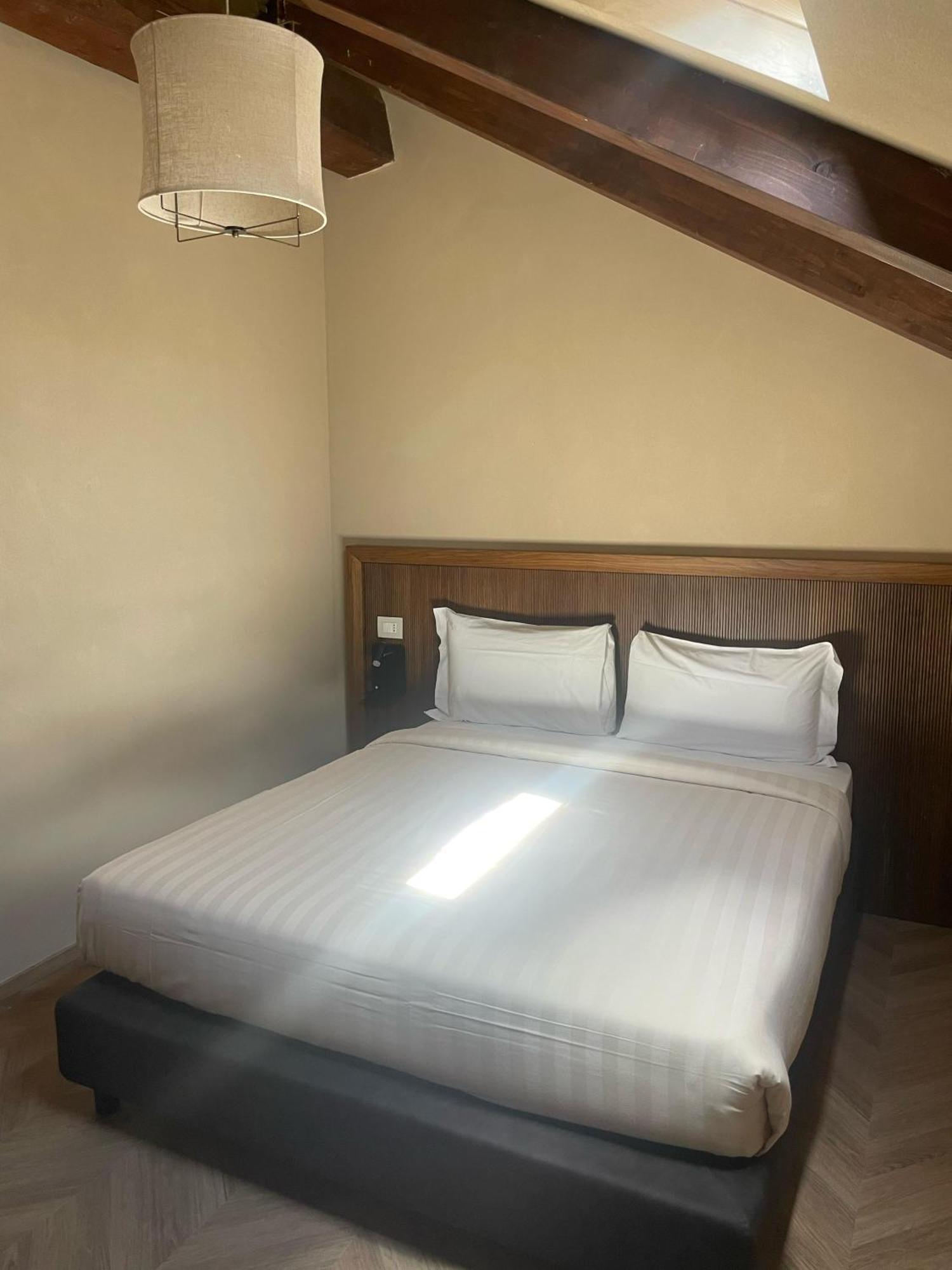 Cascina La Badia Bed & Breakfast Montegrosso dʼAsti Екстериор снимка